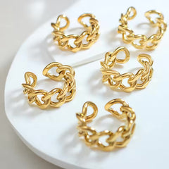 Geometric Prestige Ring