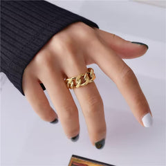 Geometric Prestige Ring