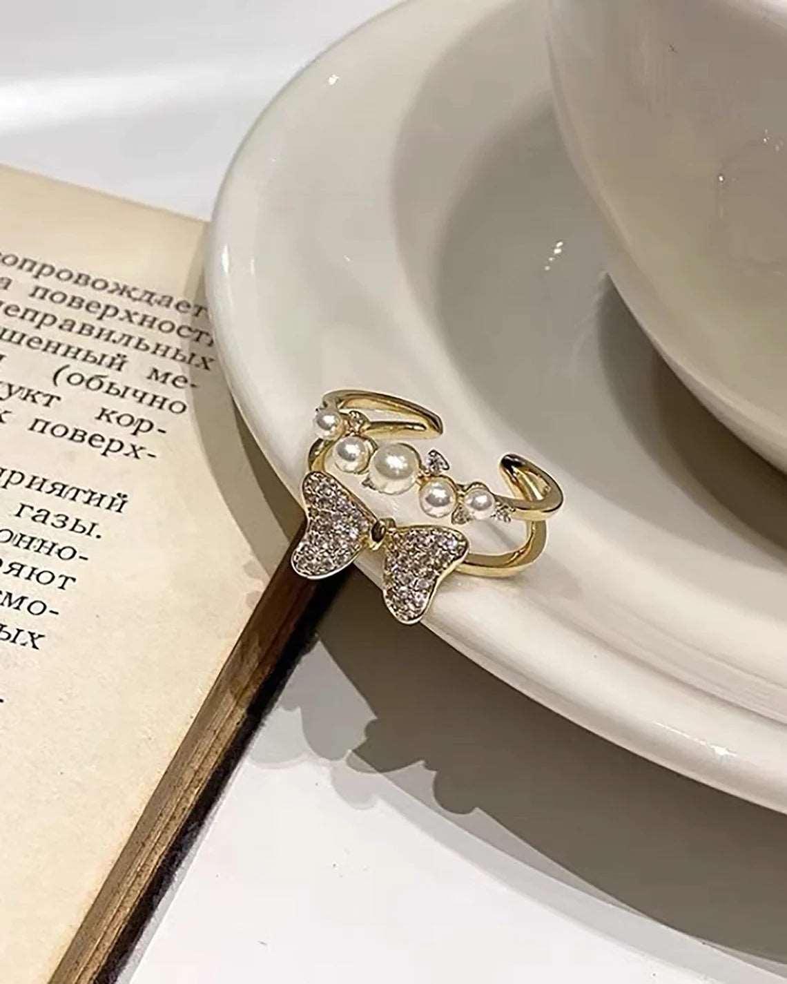 Zircon Pearl Adjustable Ring